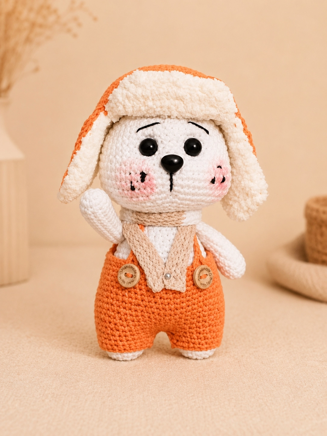 El Yapımı Amigurumi Kutup Ayısı  – Turuncu Şapkalı Sevimli Oyuncak