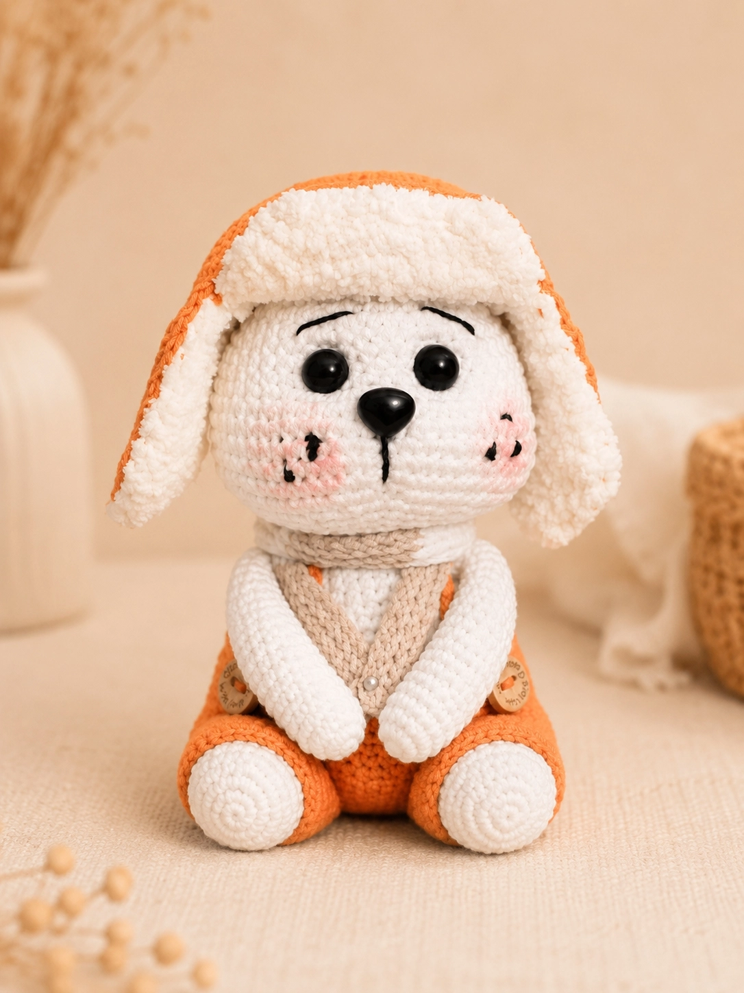 El Yapımı Amigurumi Kutup Ayısı  – Turuncu Şapkalı Sevimli Oyuncak