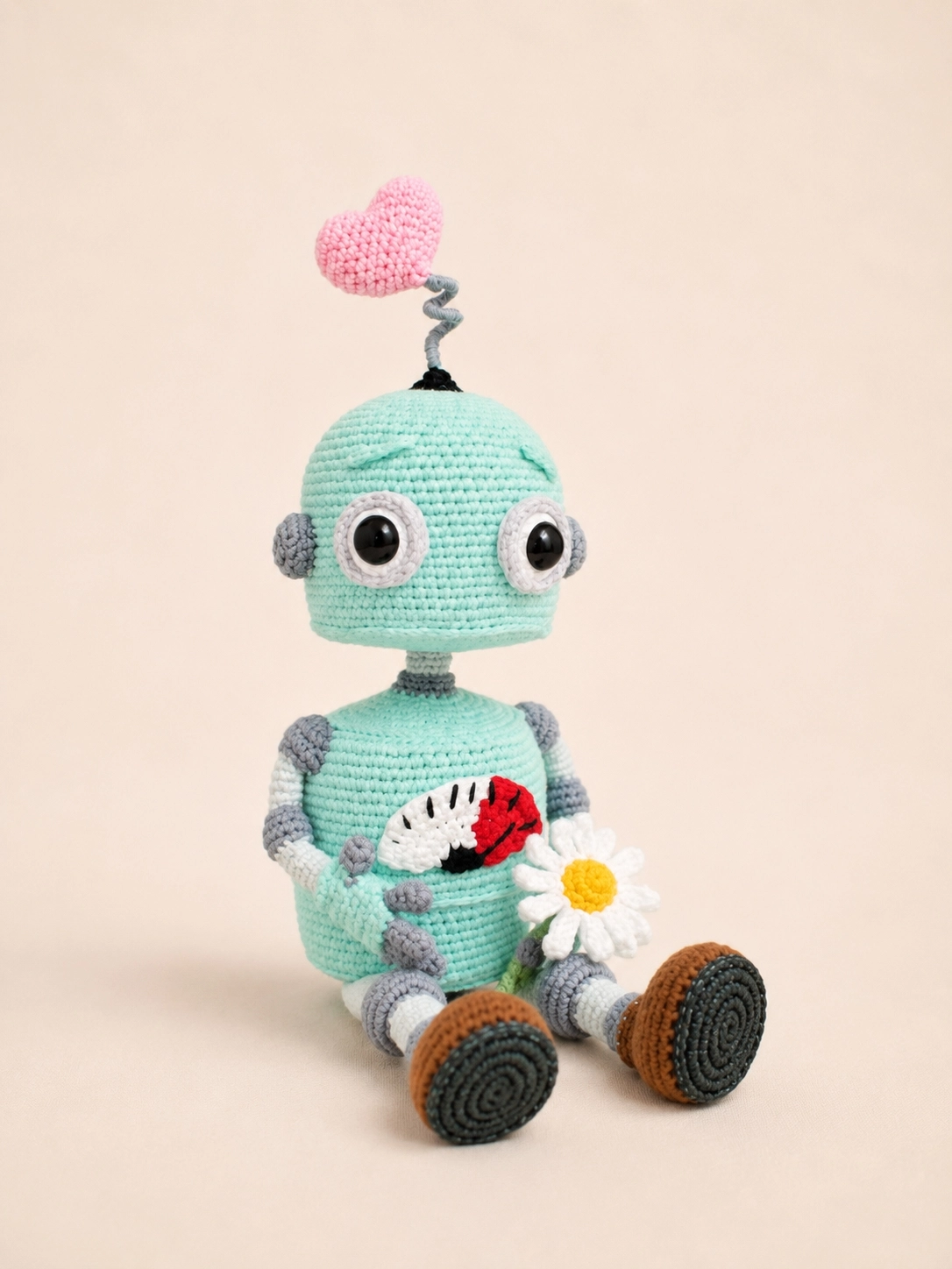 Robokalp Amigurumi Karakter Oyuncak – El Yapımı Koleksiyon